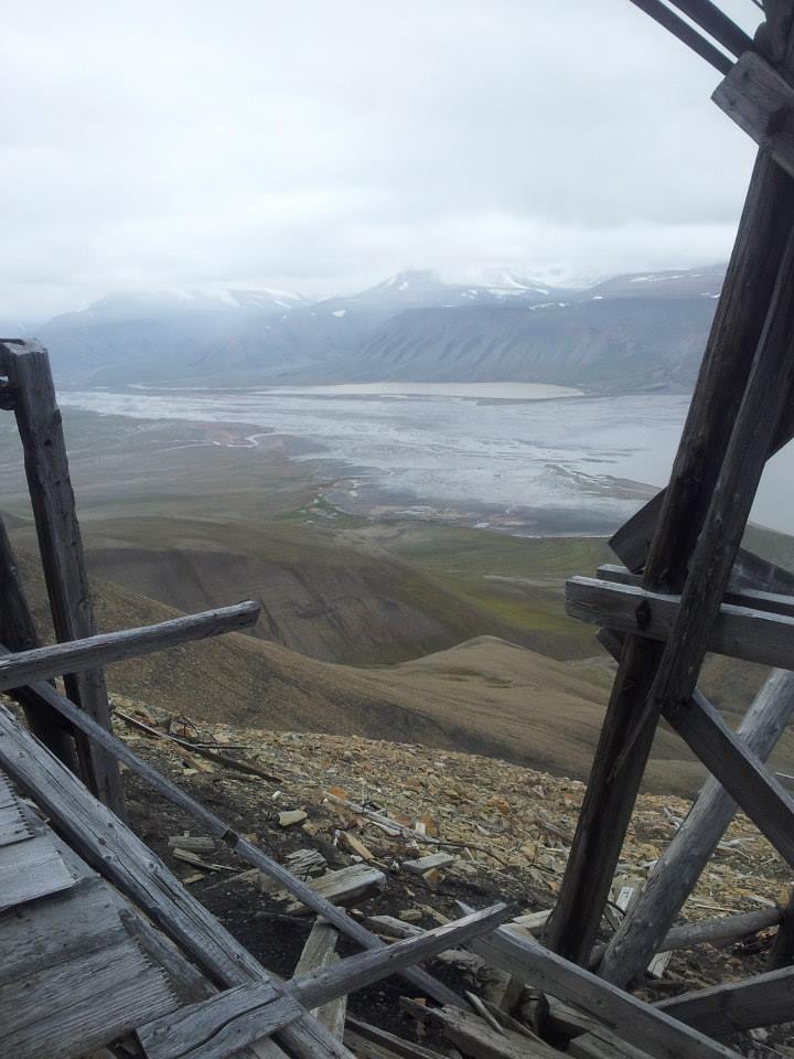 156296_10151741568302988_1059405543_n